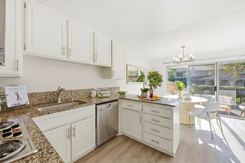 $999,888 | 2337 Royal Ann Drive, Union City, CA 94587