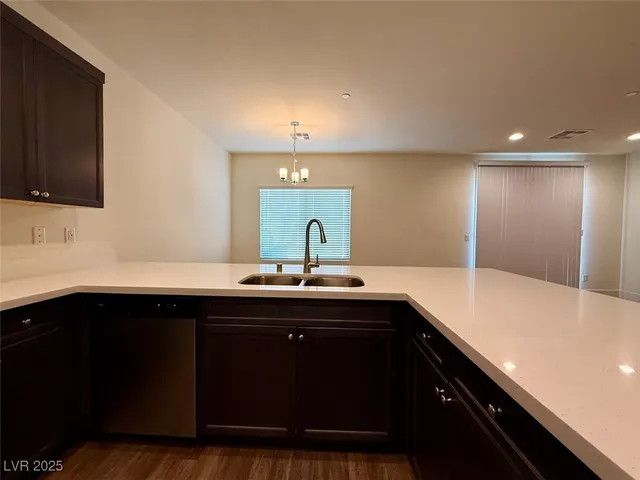 $2,050 | 1418 Pink Dawn Drive, Henderson, NV 89014