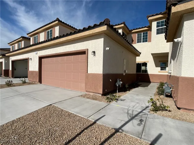 $2,050 | 1418 Pink Dawn Drive, Henderson, NV 89014