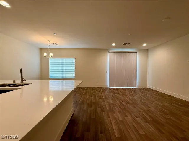 $2,050 | 1418 Pink Dawn Drive, Henderson, NV 89014