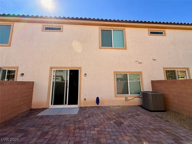 $2,050 | 1418 Pink Dawn Drive, Henderson, NV 89014
