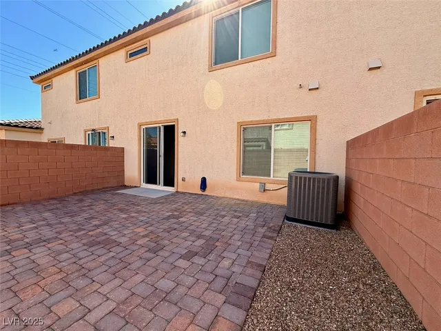 $2,050 | 1418 Pink Dawn Drive, Henderson, NV 89014