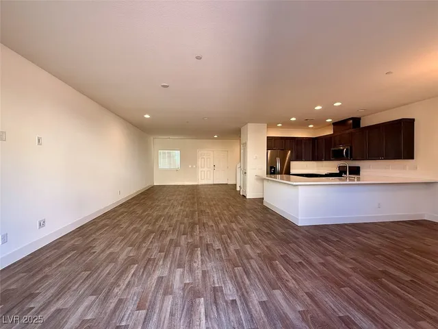 $2,050 | 1418 Pink Dawn Drive, Henderson, NV 89014