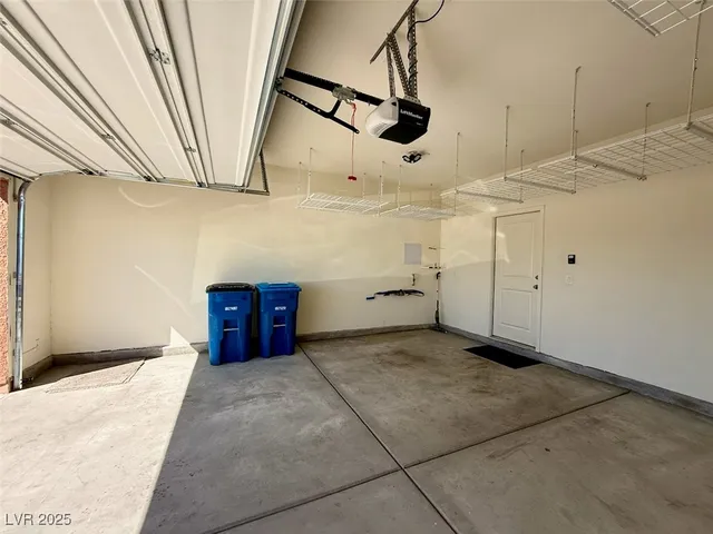 $2,050 | 1418 Pink Dawn Drive, Henderson, NV 89014