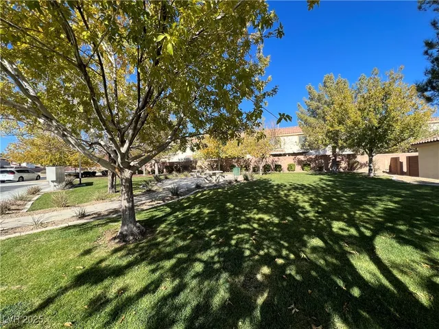 $2,050 | 1418 Pink Dawn Drive, Henderson, NV 89014