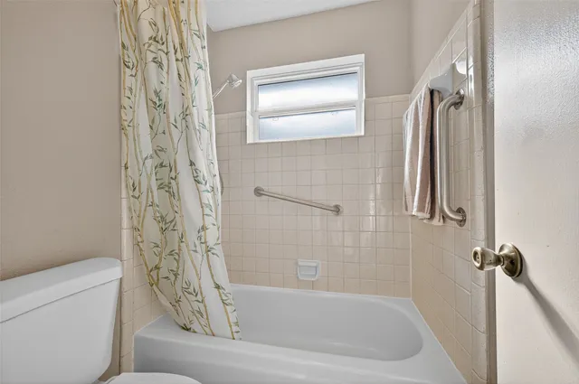 $229,999 | 6230 Sunnygate Drive, Spring, TX 77373