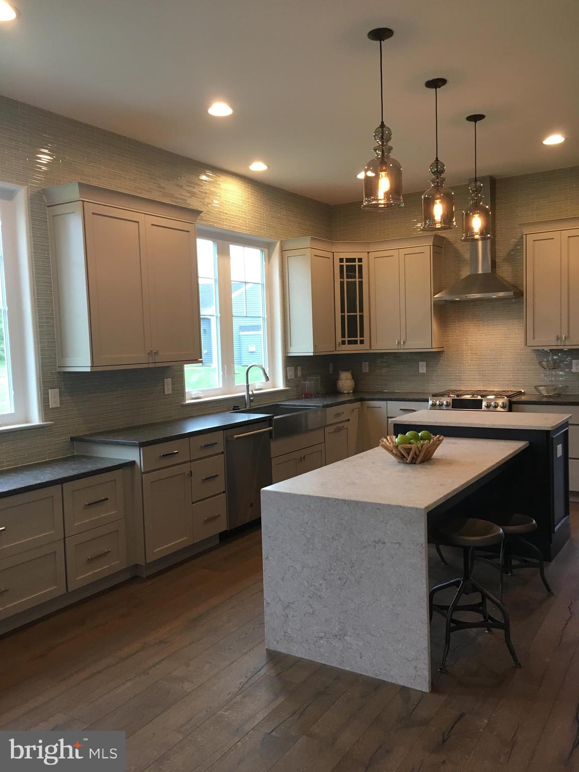 2 Avalon Circle Barto, PA 19504 - Photo 4 of 11 Kitchen