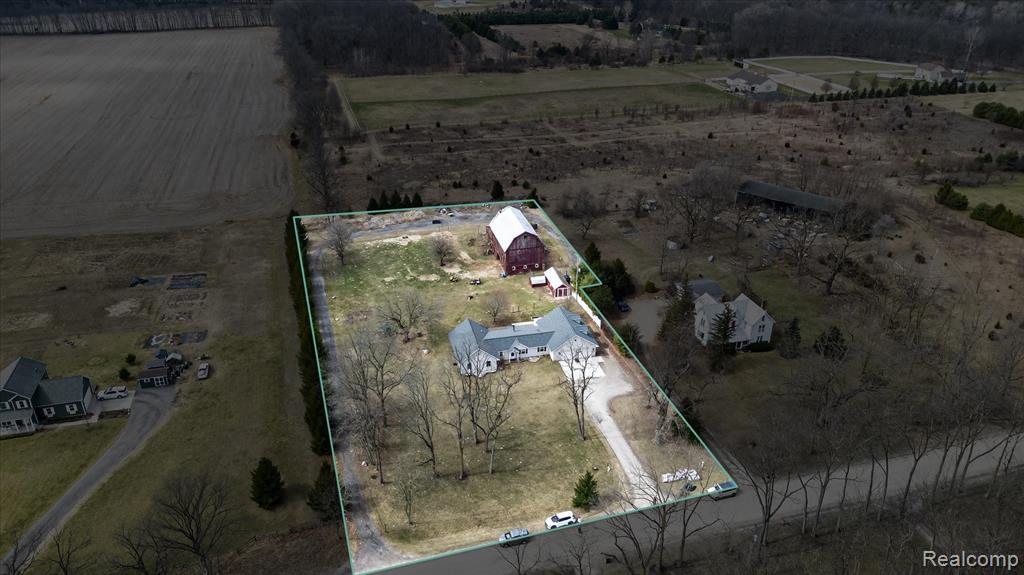 12760 Roepke Road Gregory, MI 48137 - Photo 2 of 61