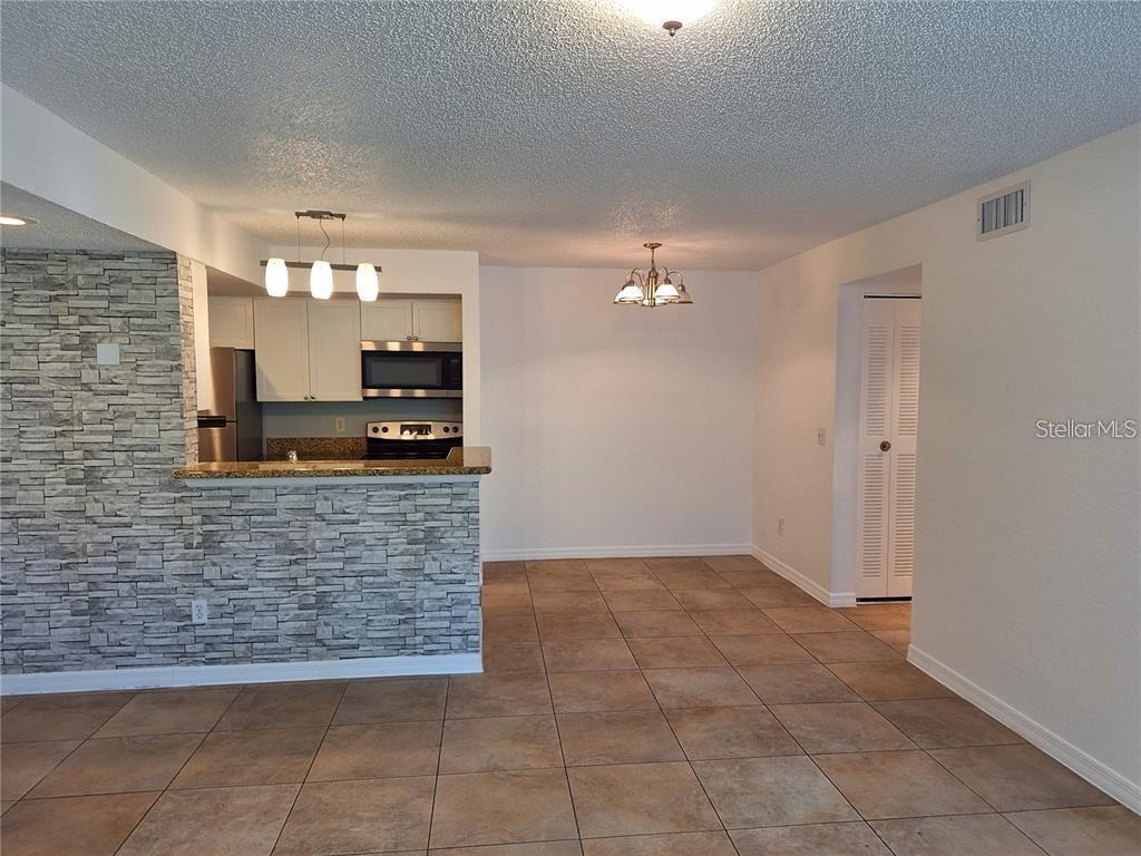 5116 Conroy Road, Unit 12 Orlando, FL 32811 - Photo 3 of 19
