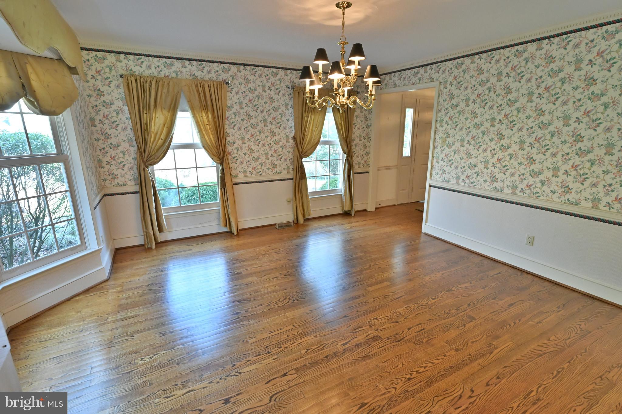 27 Raphael Road Hockessin, DE 19707 - Photo 4 of 72 Gallery Image 4