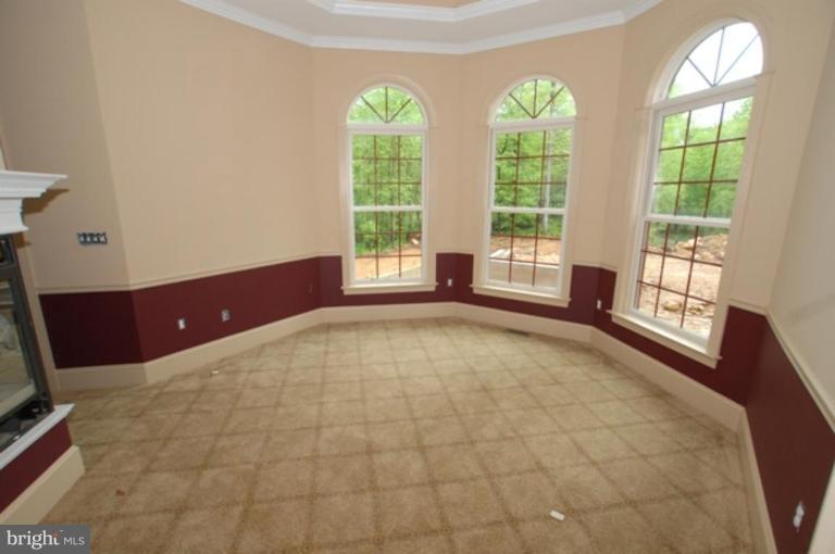 6300 Ford Road Frederick, MD 21702 - Photo 22 of 28 Master Bedroom, sitting area