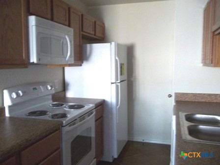 6408 Temora Loop, Unit B Killeen, TX 76549 - Photo 7 of 12