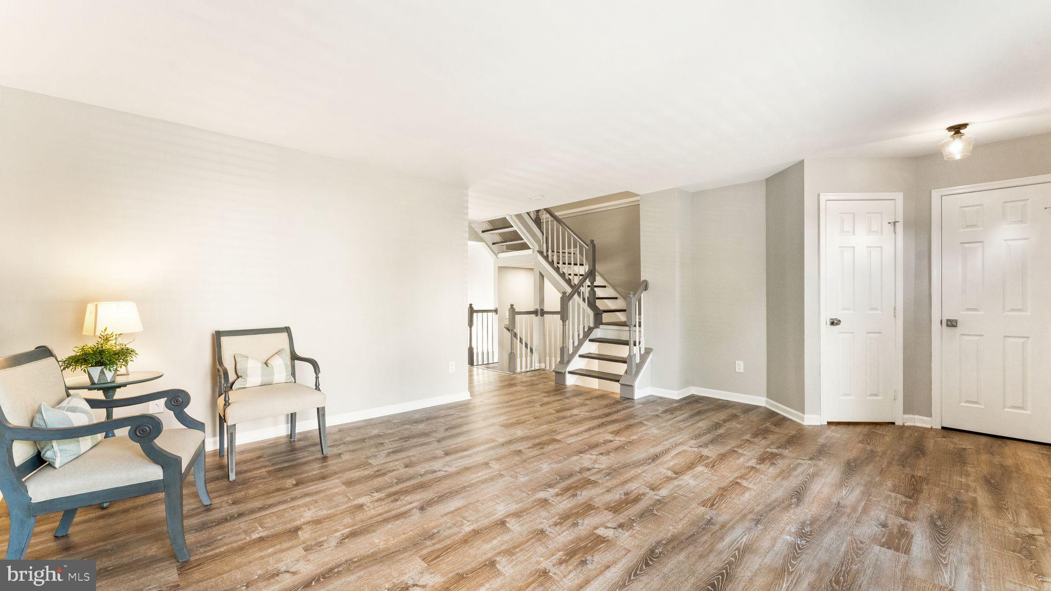 21094 Cornerpost Square Ashburn, VA 20147 - Photo 23 of 76