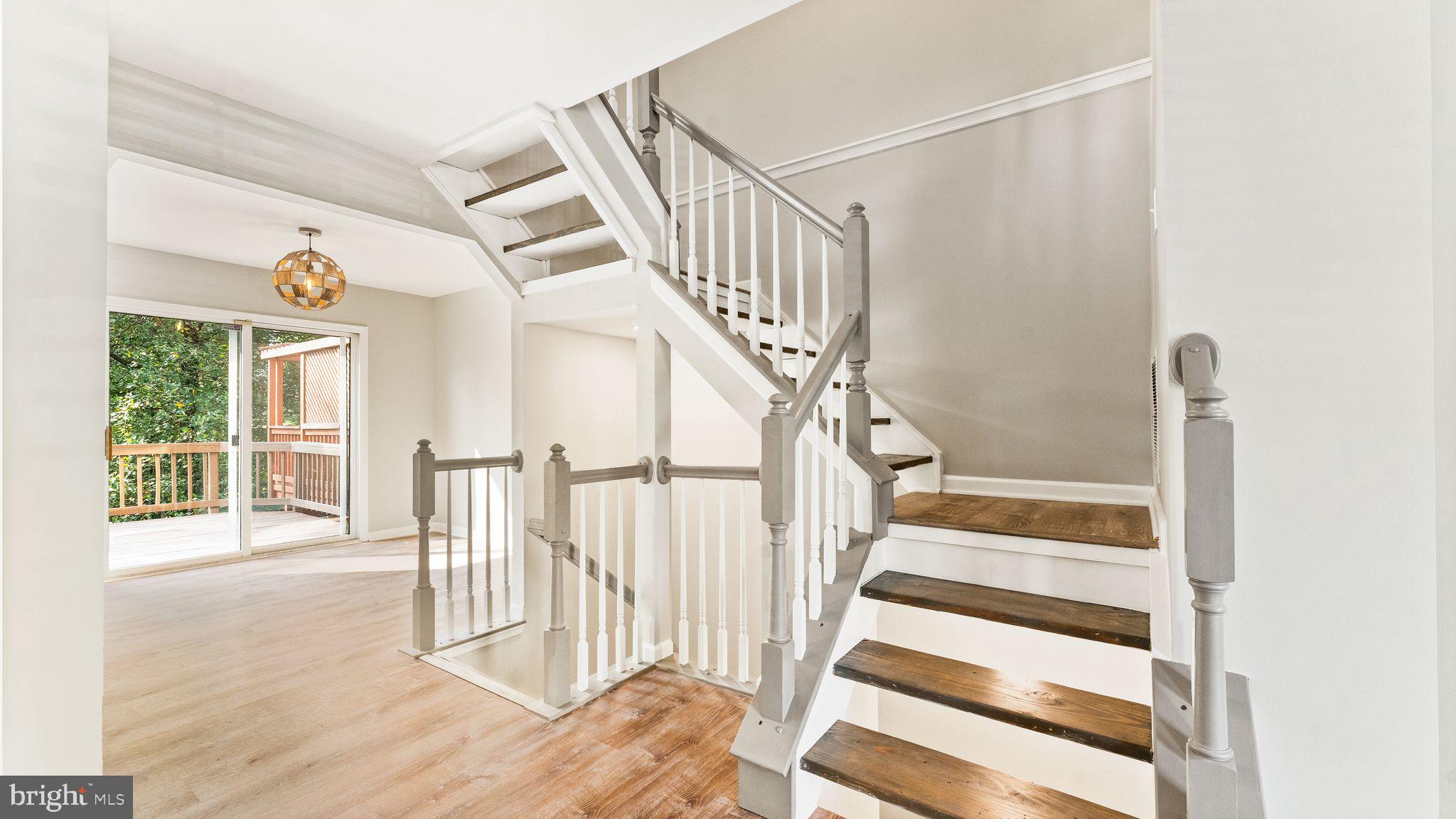 21094 Cornerpost Square Ashburn, VA 20147 - Photo 3 of 76