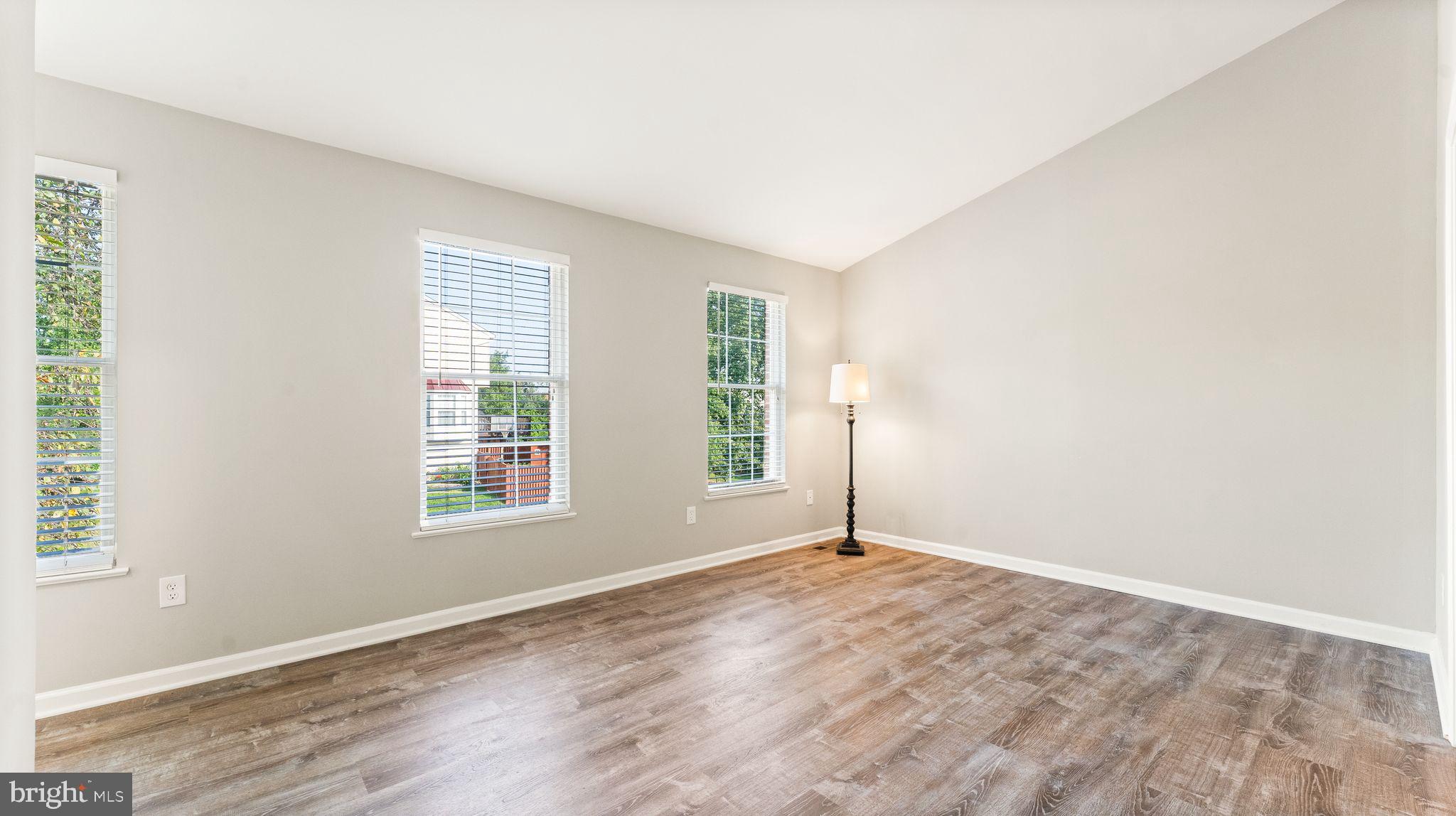 21094 Cornerpost Square Ashburn, VA 20147 - Photo 38 of 76