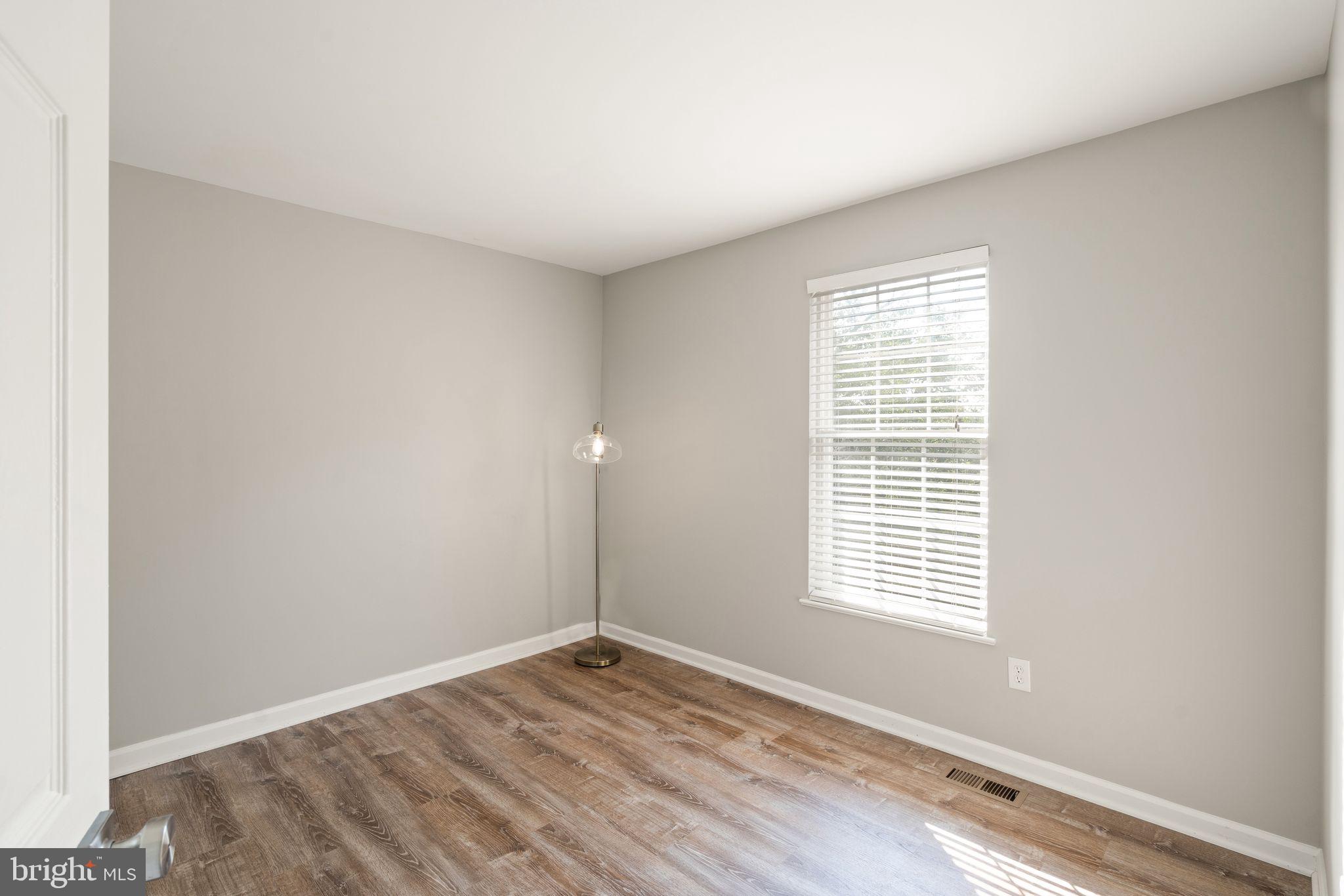 21094 Cornerpost Square Ashburn, VA 20147 - Photo 45 of 76