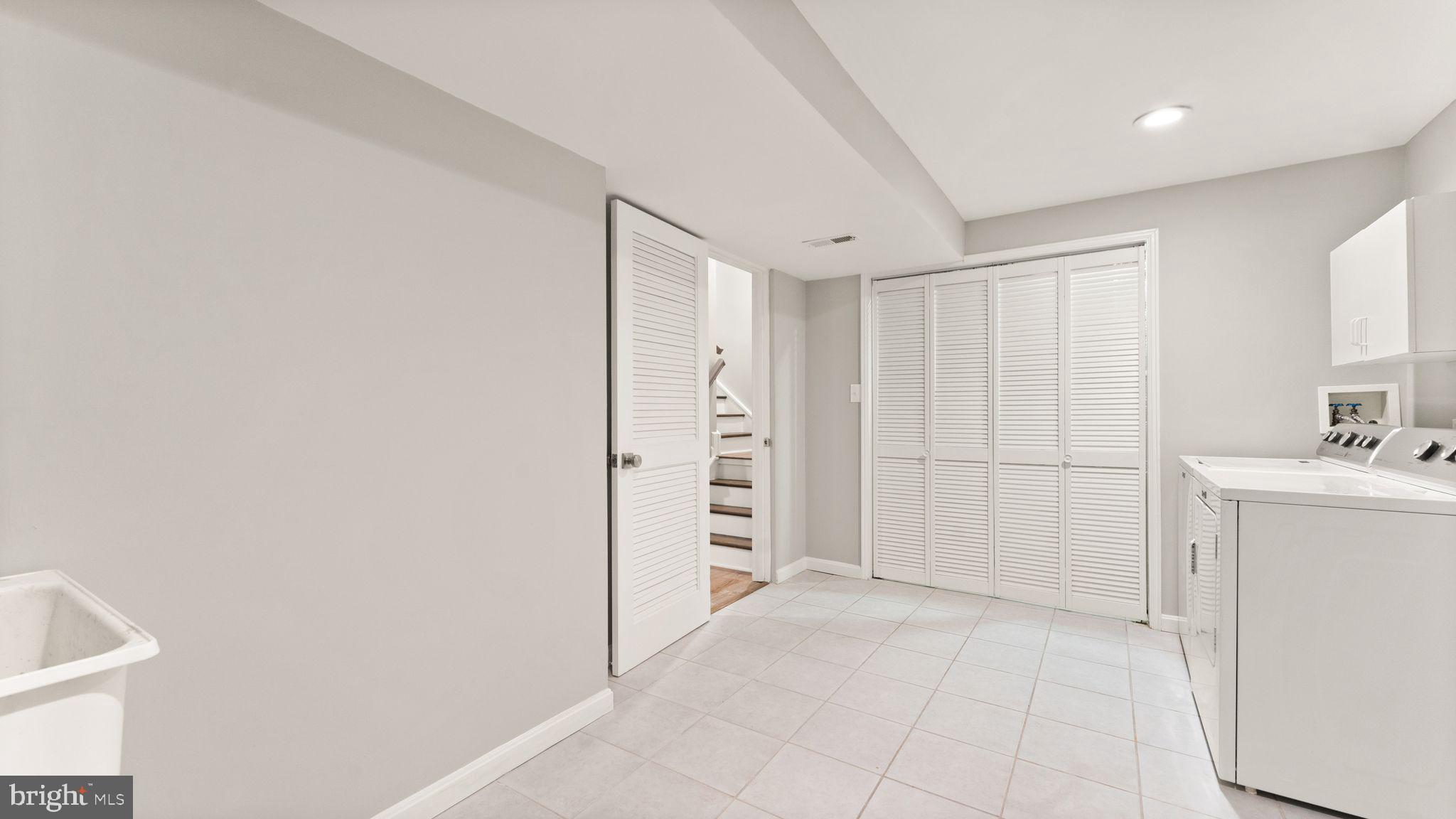 21094 Cornerpost Square Ashburn, VA 20147 - Photo 53 of 76