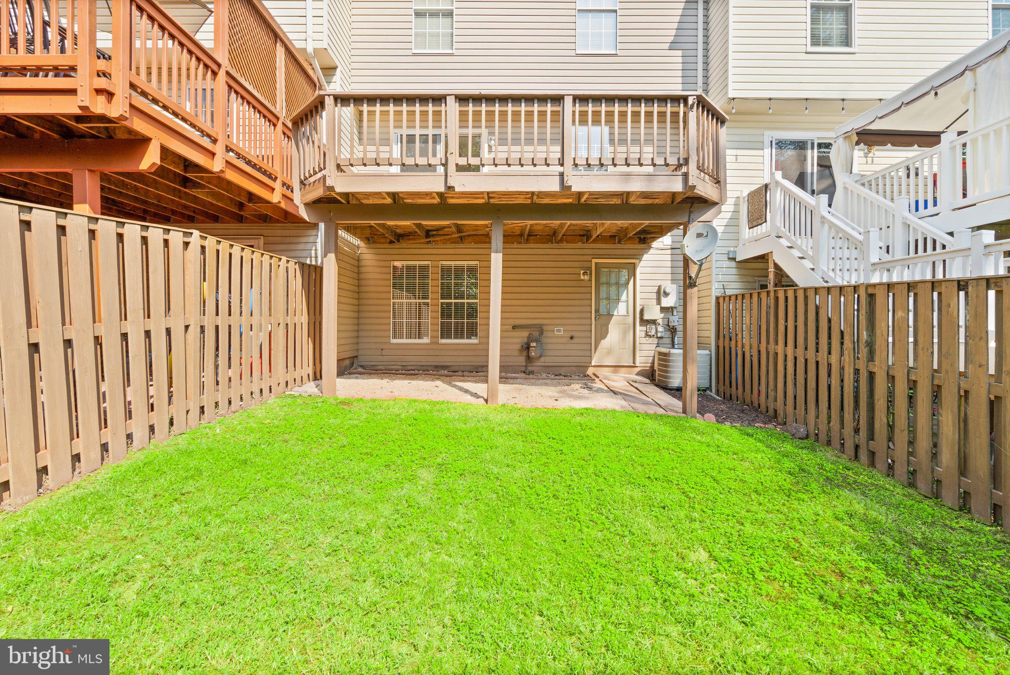 21094 Cornerpost Square Ashburn, VA 20147 - Photo 74 of 76