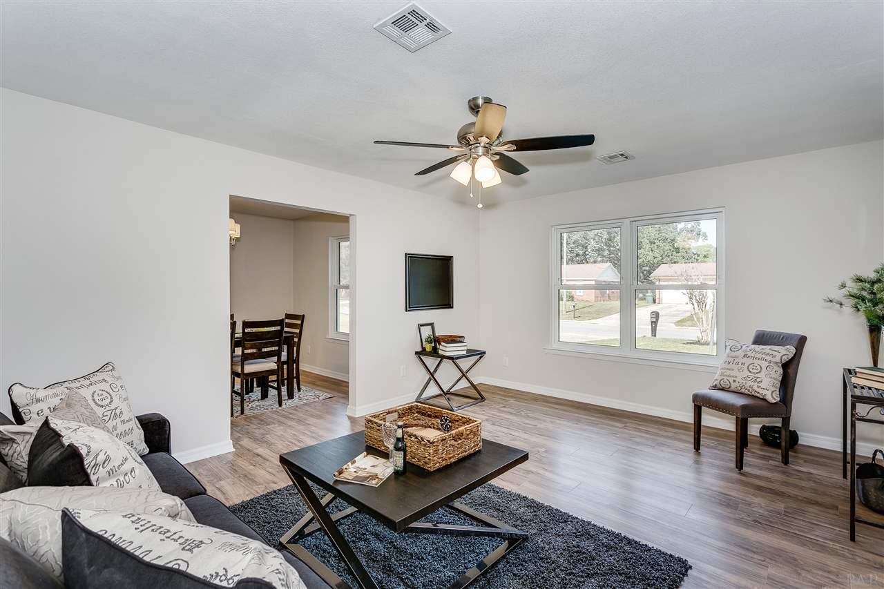7445 Templeton Road Pensacola, FL 32506 - Photo 4 of 33 Gallery Image 4