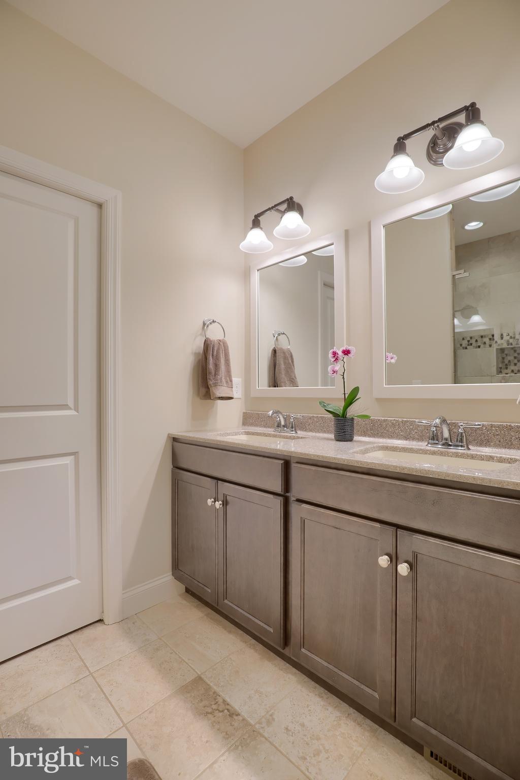 358 Pin Oak Drive Lititz, PA 17543 - Photo 28 of 60 Gallery Image 28