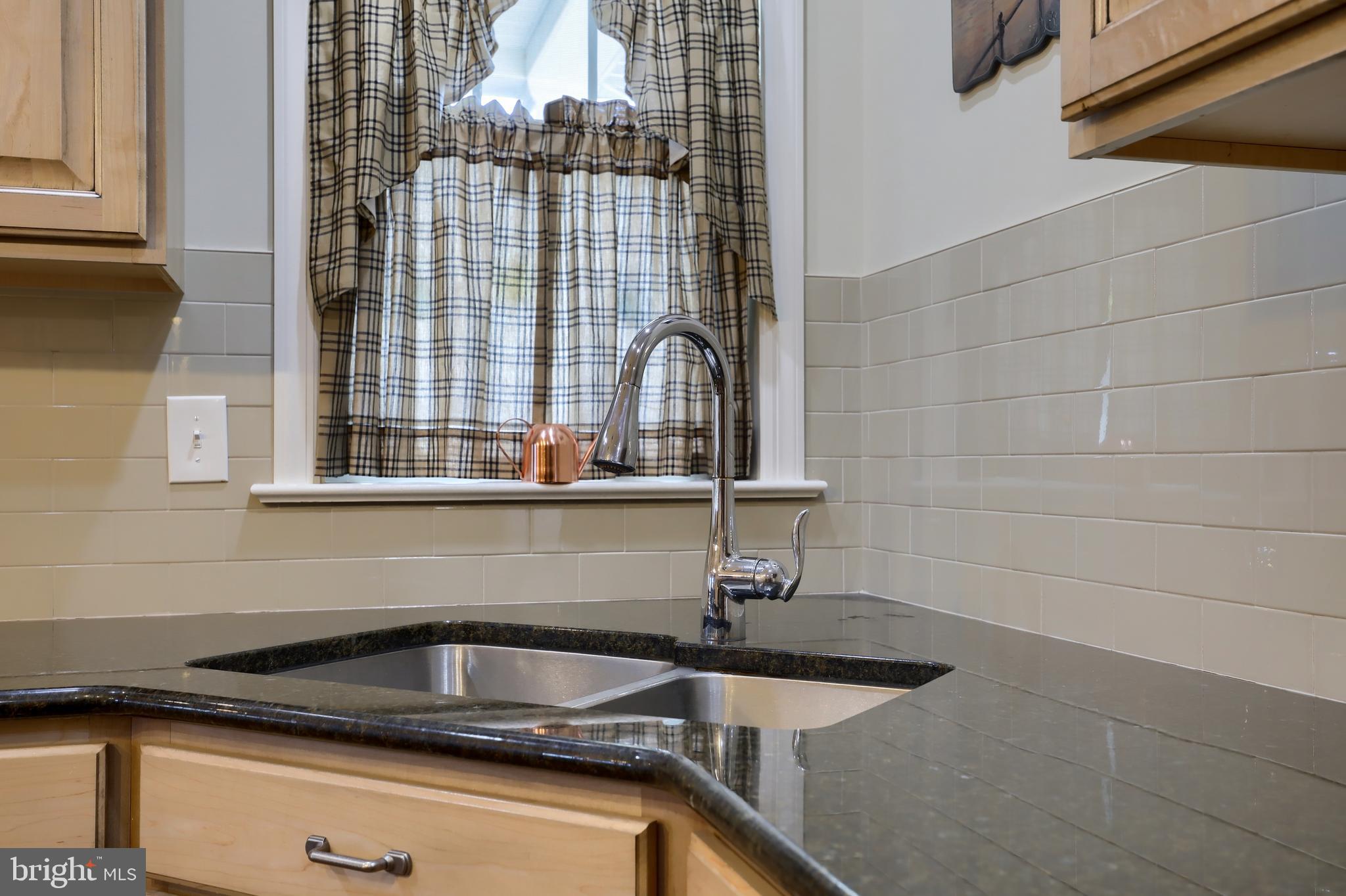 358 Pin Oak Drive Lititz, PA 17543 - Photo 6 of 60 Gallery Image 6