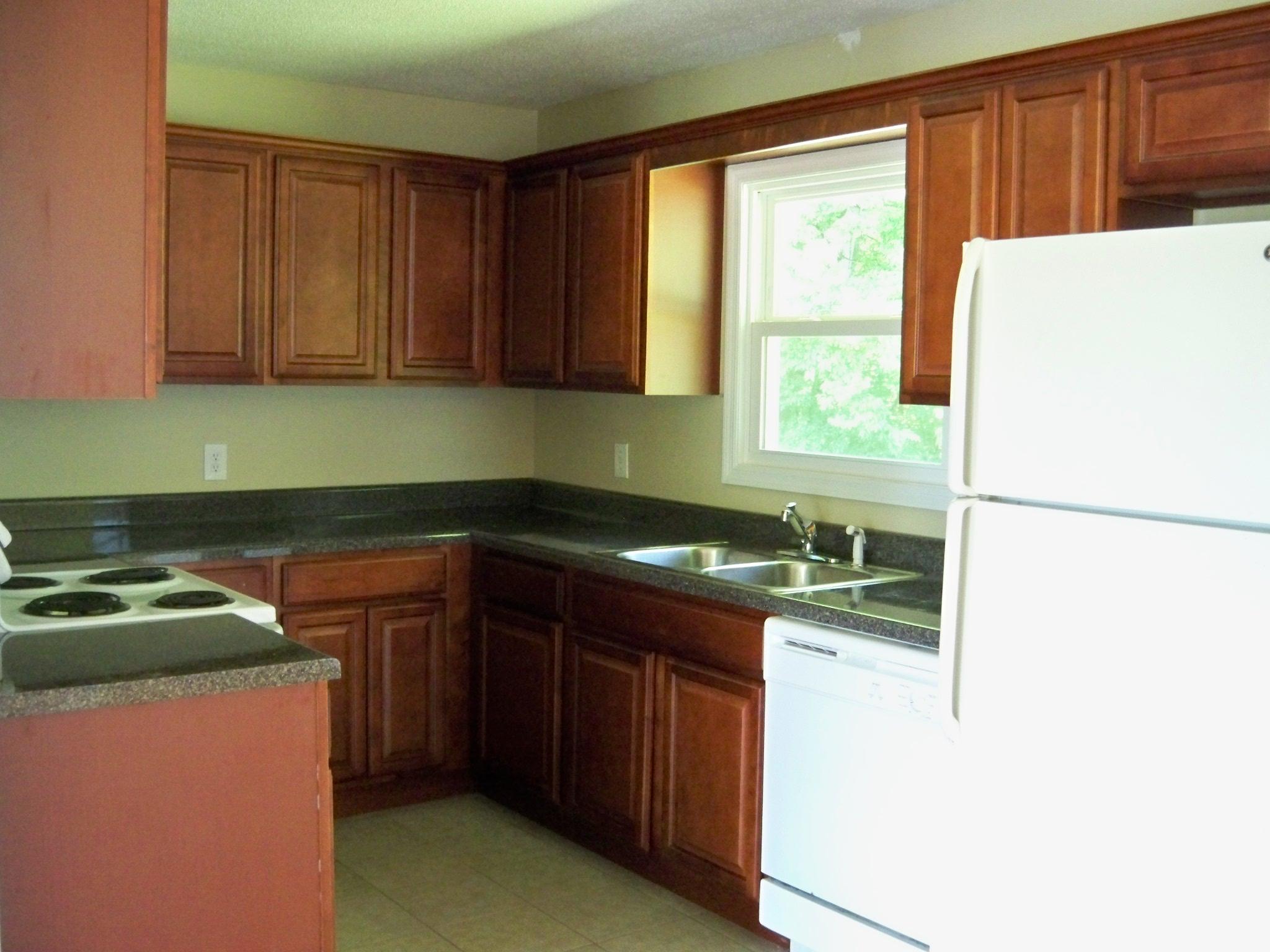 5303 Christopher Road Chattanooga, TN 37416 - Photo 5 of 21 Kitchen1
