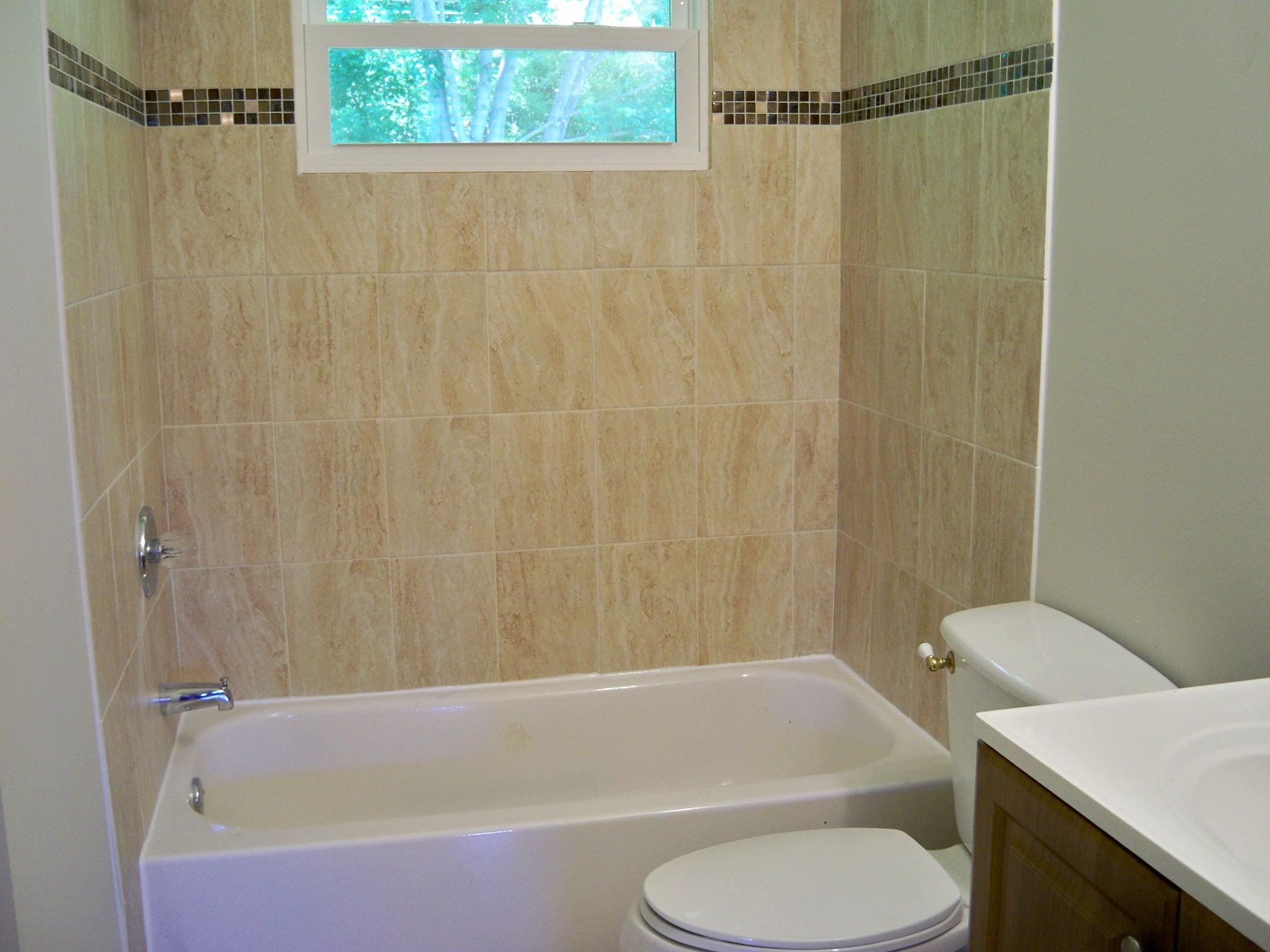 5303 Christopher Road Chattanooga, TN 37416 - Photo 7 of 21 Bath1