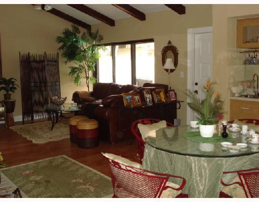 6576 Patio Lane, Unit 9 Boca Raton, FL 33433 - Photo 12 of 16 Living Room