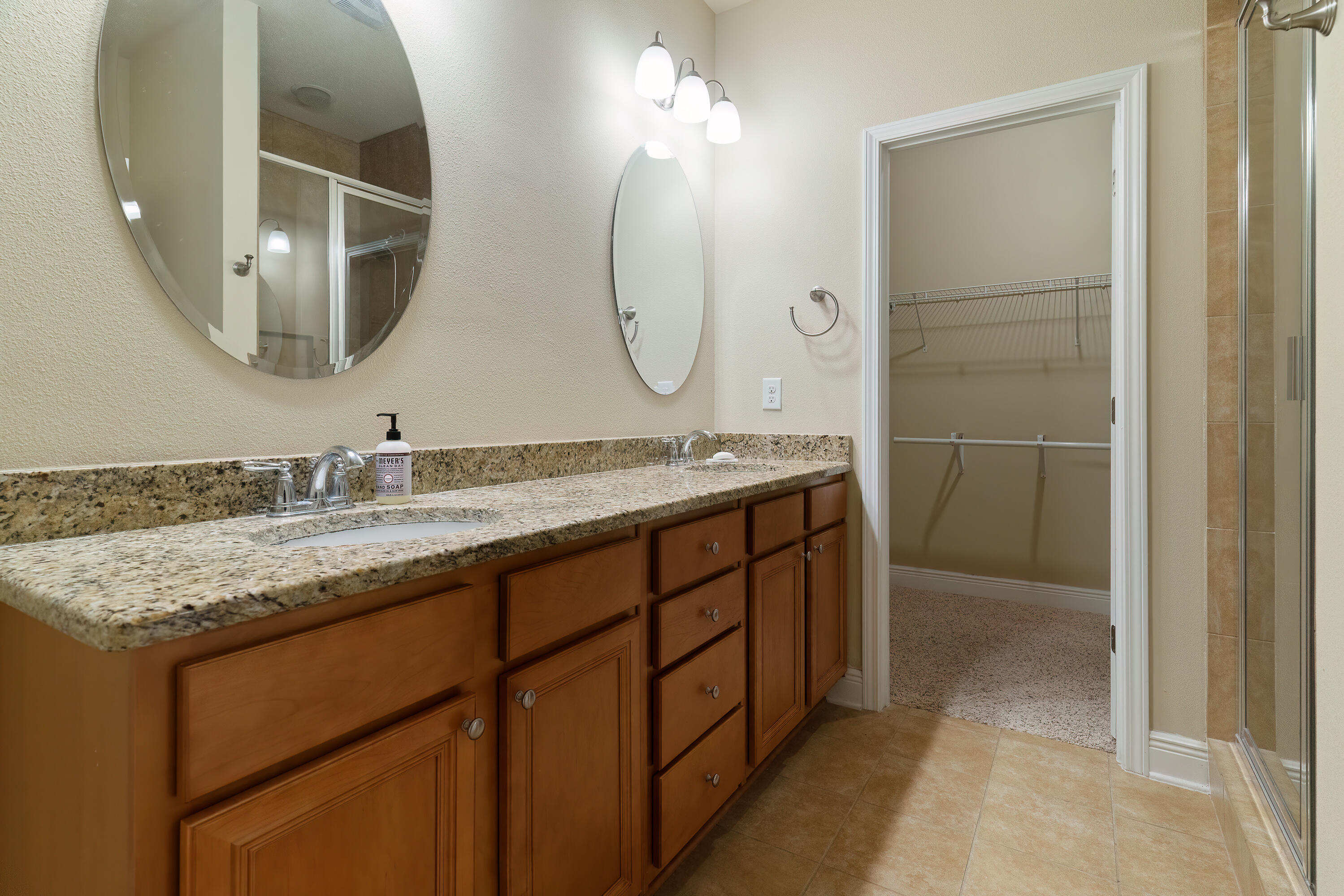 673 Teal Street Crestview, FL 32539 - Photo 14 of 25 Master Bath