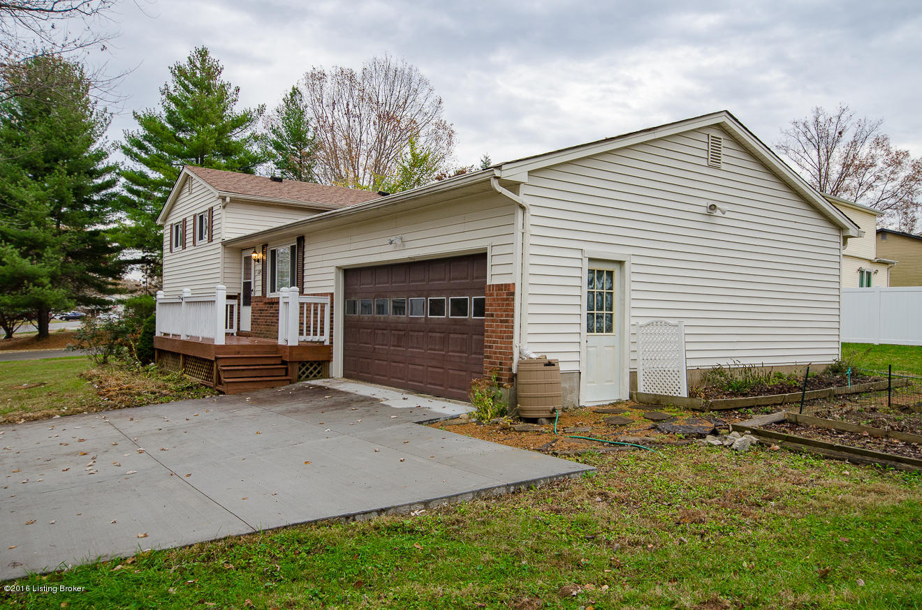 6324 Park Road Crestwood, KY 40014 - Photo 5 of 47 IMG_0616
