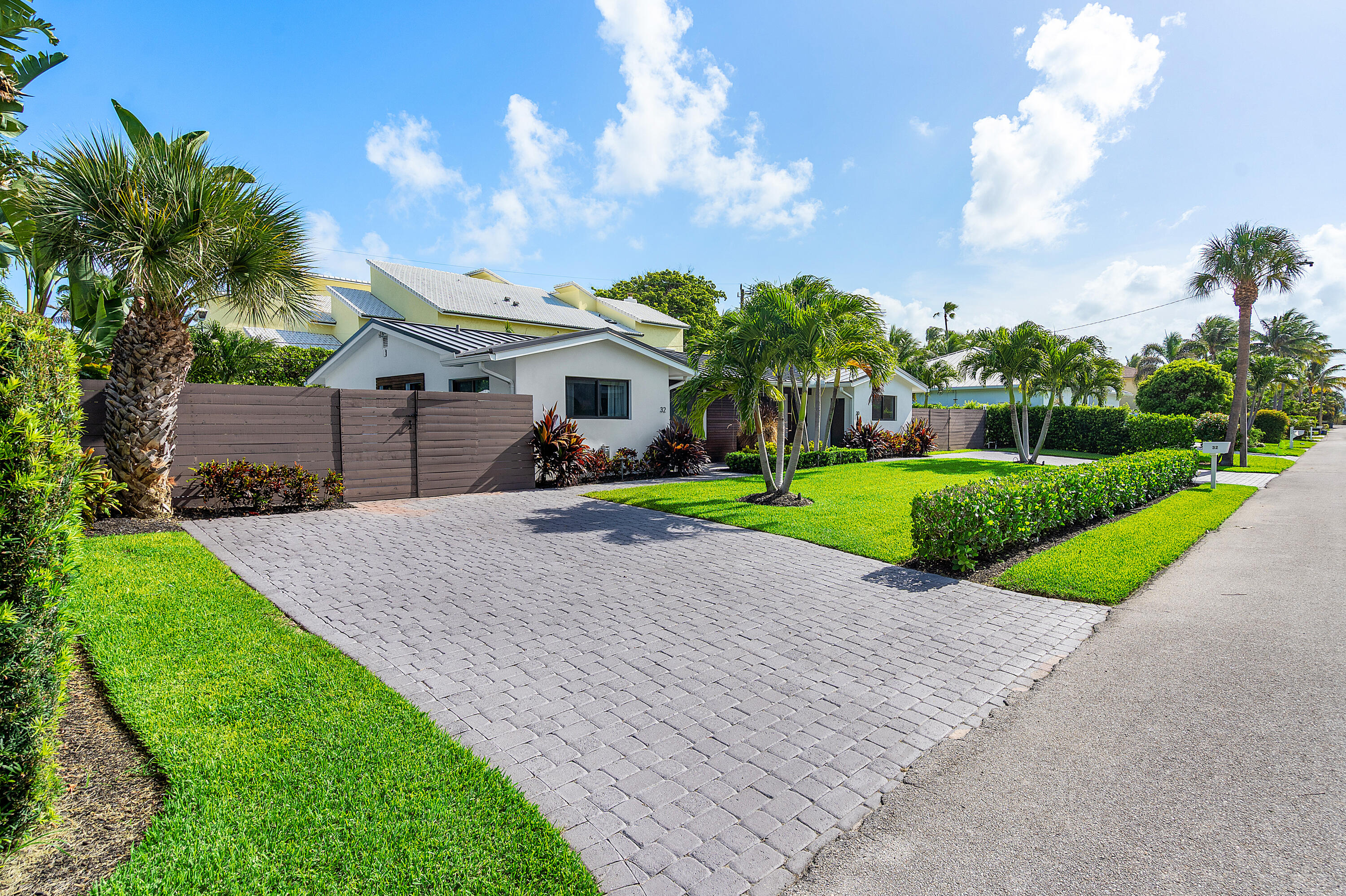 30 Hersey Drive Ocean Ridge, FL 33435 - Photo 3 of 37 002-30HerseyDrive-BoyntonBeach-FL-33435-
