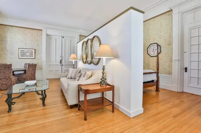 $2,100 | 241 Middle Street, Unit 2, Portsmouth, NH 03801