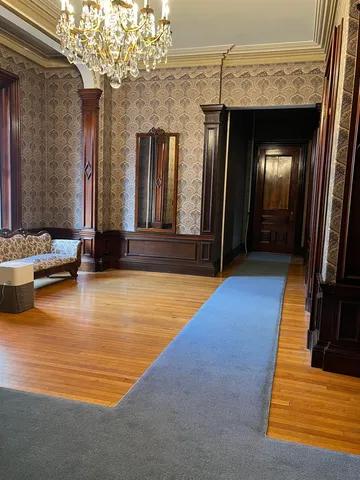 $2,100 | 241 Middle Street, Unit 2, Portsmouth, NH 03801