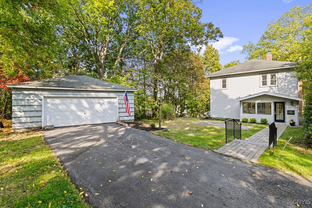 Welcome to 808 Velasko Road, Syracuse. Enjoy the p