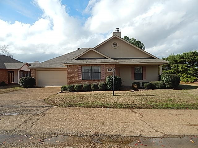 200 Waterfall Way Clinton, MS 39056 - Photo 3 of 42 Photo 3