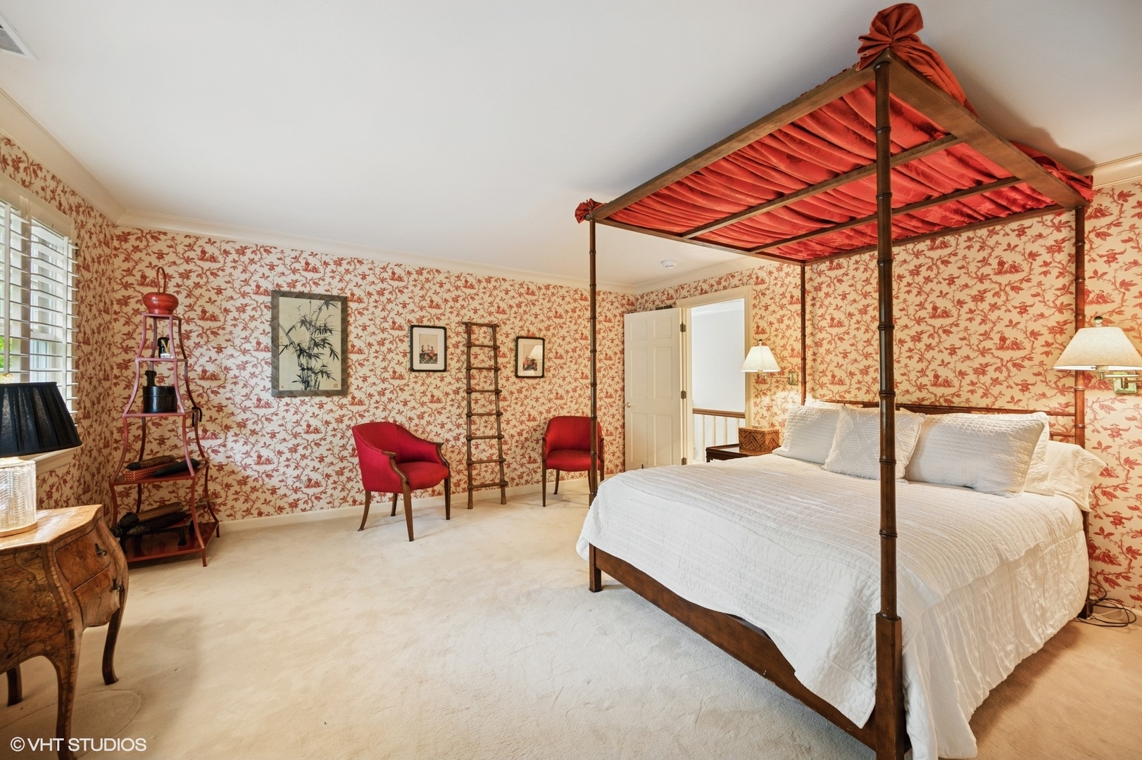 475 Maple Street Winnetka, IL 60093 - Photo 37 of 52 a bedroom with a bed and a chandelier