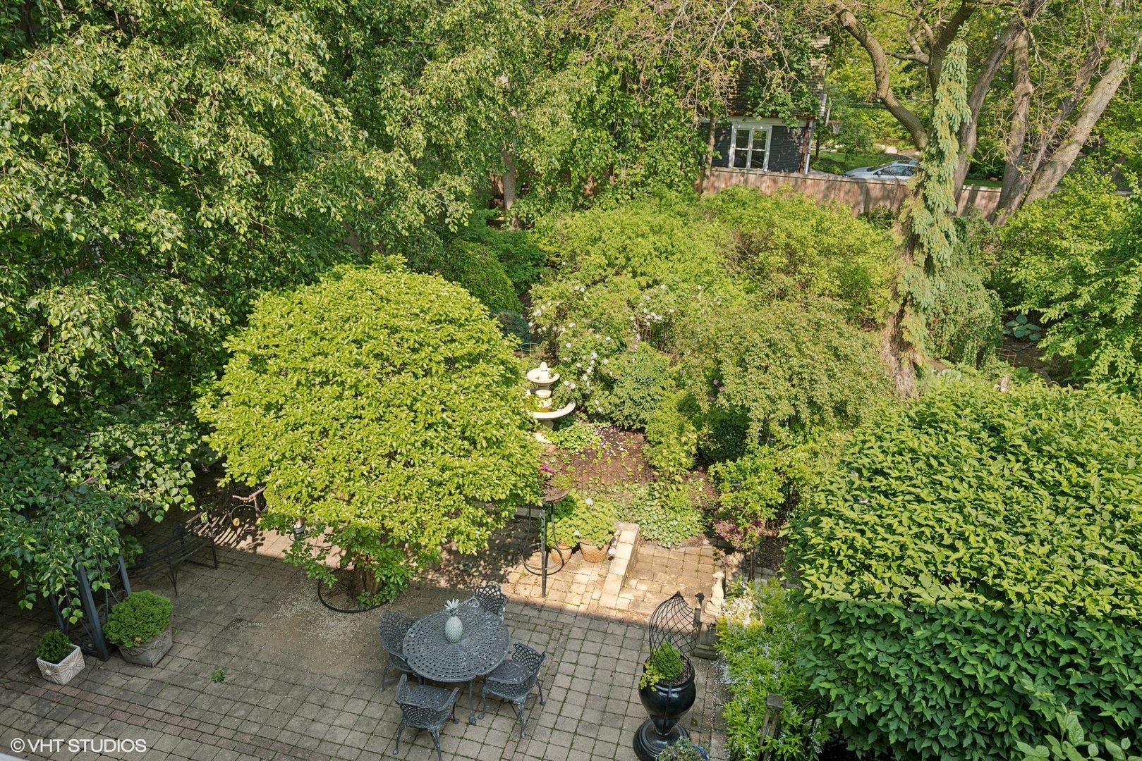 475 Maple Street Winnetka, IL 60093 - Photo 43 of 52 a view of a yard with plants