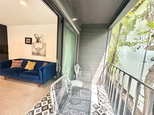 $1,450 | 201 Academy Drive, Unit 201, Austin, TX 78704