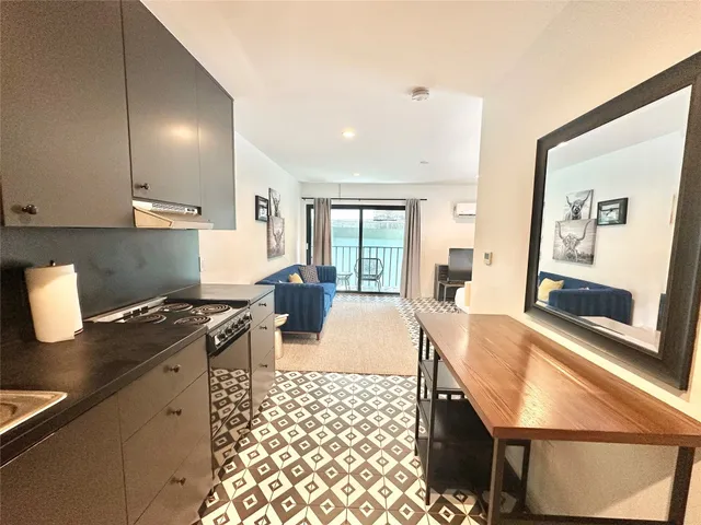 $1,450 | 201 Academy Drive, Unit 201, Austin, TX 78704