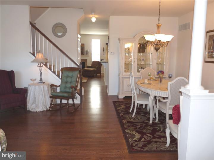 8 Compass Circle Mount Laurel, NJ 08054 - Photo 3 of 25 Gallery Image 3