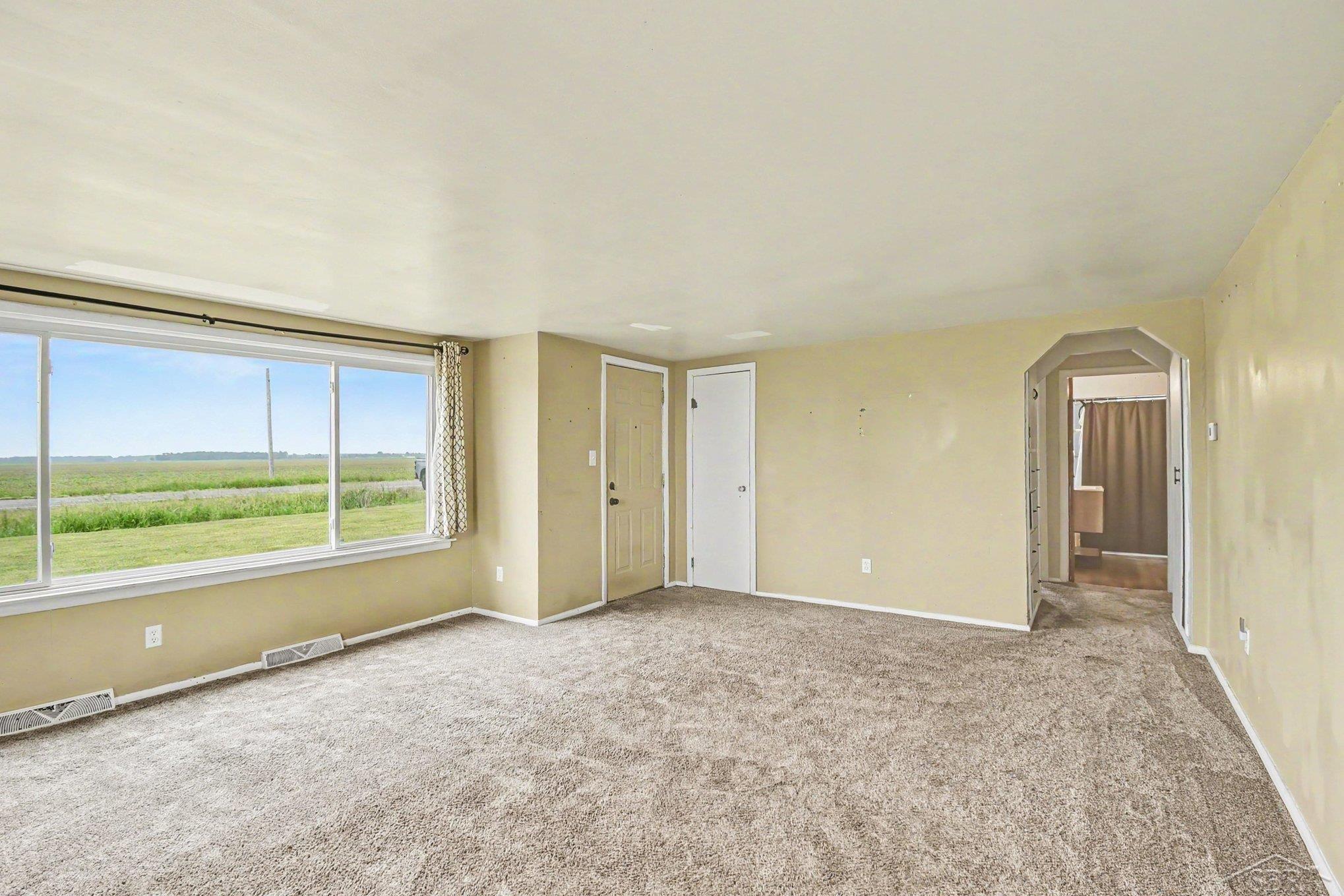 3110 South Merrill Road Merrill, MI 48637 - Photo 7 of 28