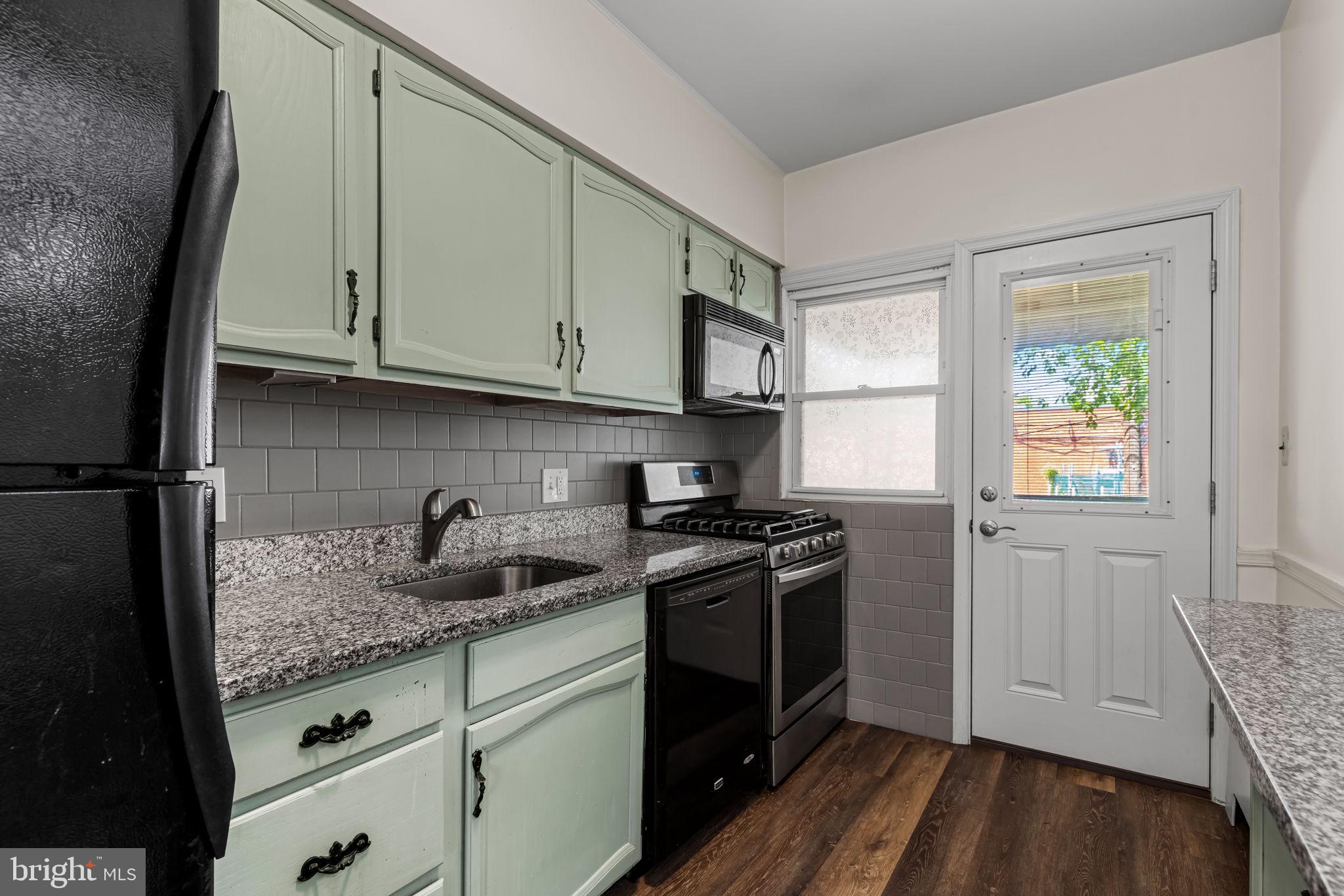 104 Westowne Road Baltimore, MD 21229 - Photo 15 of 37