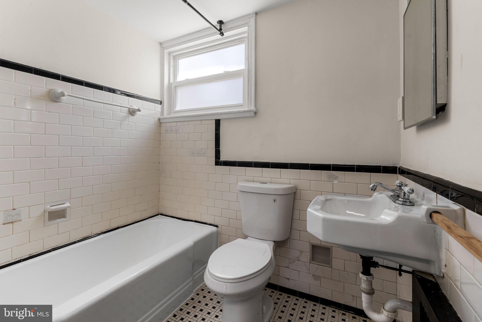 104 Westowne Road Baltimore, MD 21229 - Photo 33 of 37