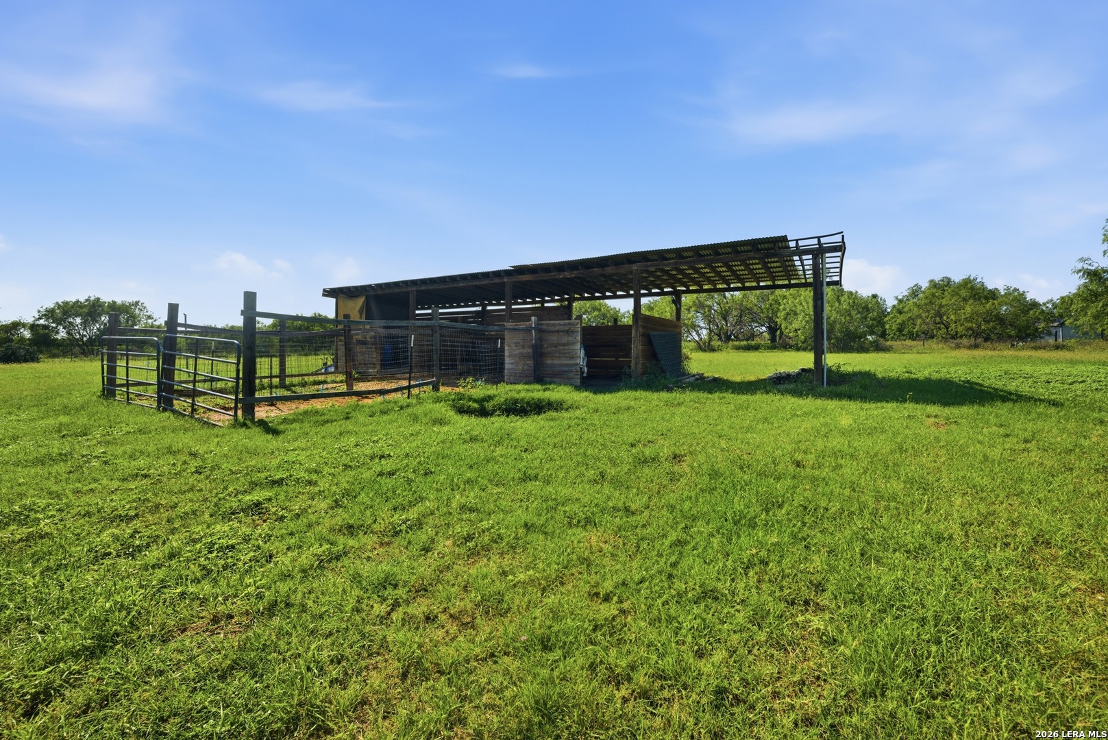 95 Molly Drive Lytle, TX 78052 - Photo 16 of 26