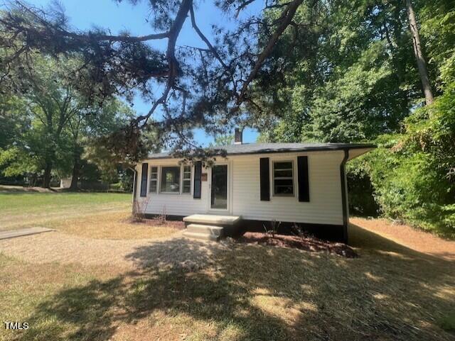 809 Rook Street Henderson, NC 27536 - Photo 1 of 16 thumbnail_IMG_8497
