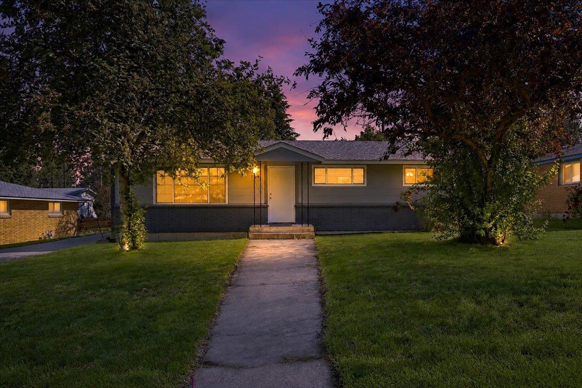 724 West Carolina Way Spokane, WA 99208 - Photo 2 of 33