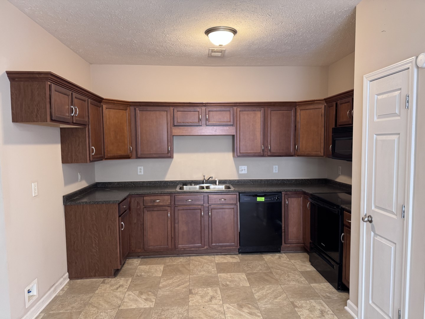 3741 Meadow Ridge Lane Clarksville, TN 37040 - Photo 3 of 14