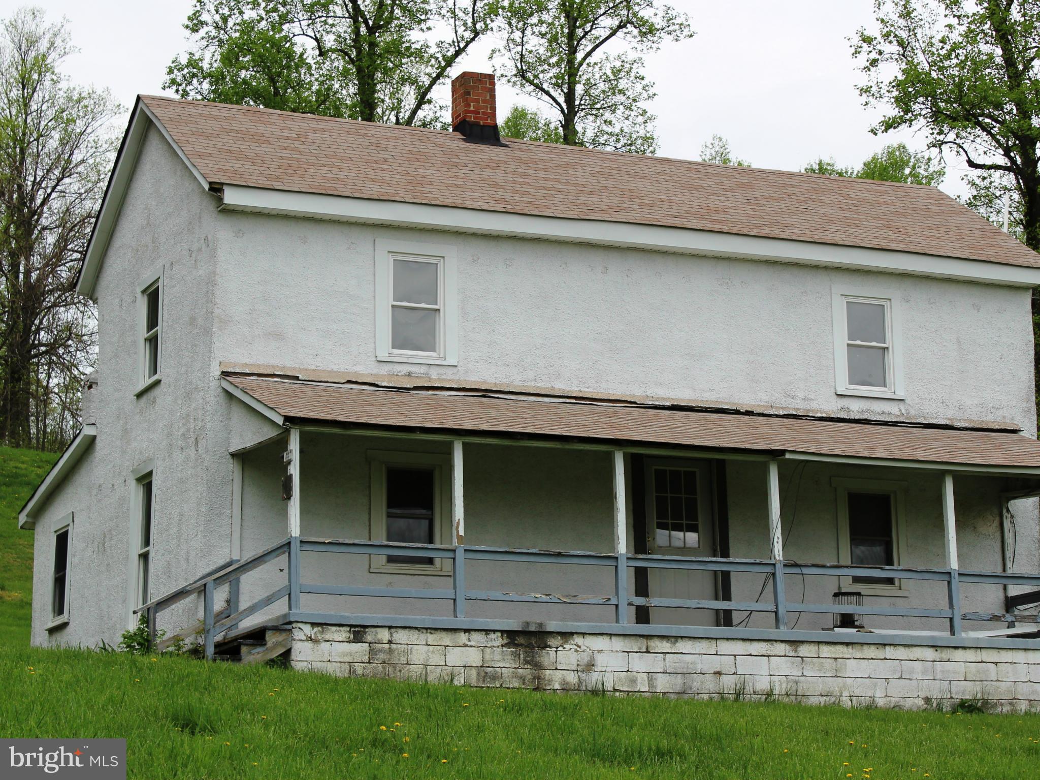 44 Head Waters Road Chester Gap, VA 22623 - Photo 4 of 11 Exterior (General)