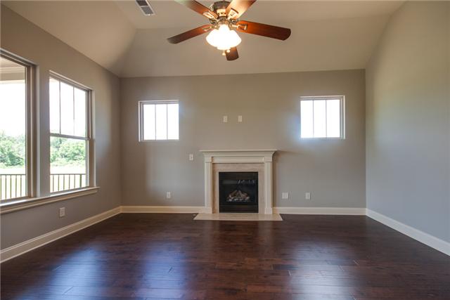 1035 Red Pepper Ridge Spring Hill, TN 37174 - Photo 8 of 20 Gallery Image 8
