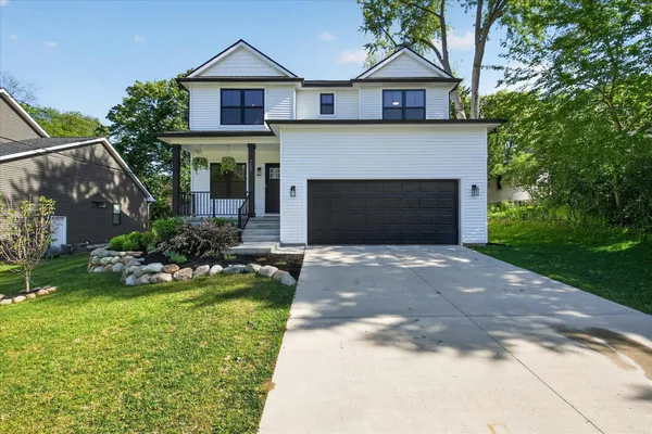 $639,000 | 707 Nelson Street, Brighton, MI 48116